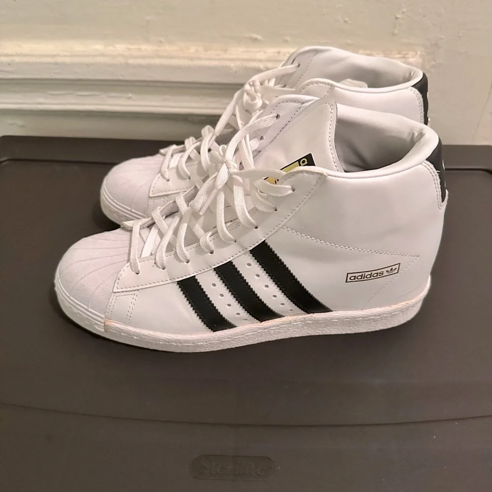 adidas gazelle silver green womens Adidas Women's Superstar Shoes main image 0